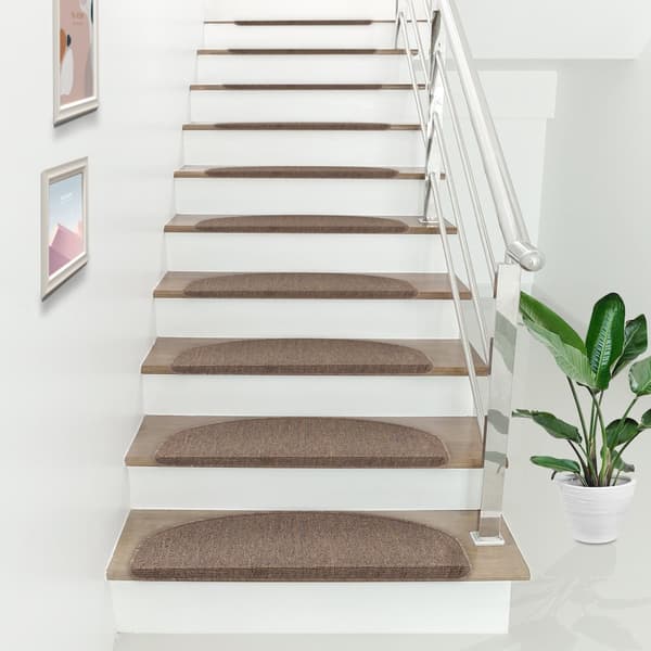 Trappstegsmatta set om 15 självhäftande halvmåne mörkbrun 65x24 cm [en.casa]