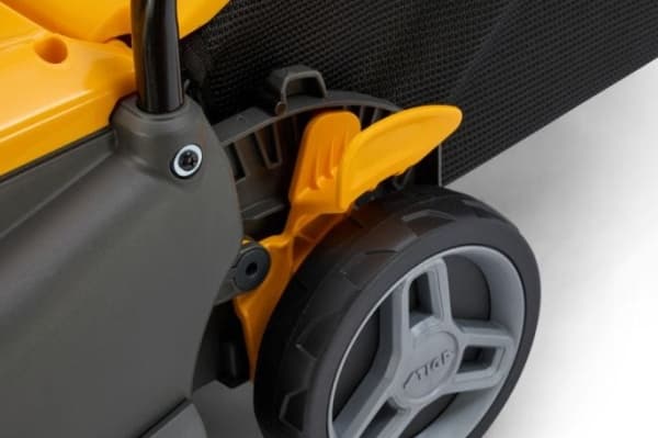 STIGA Combi 336c - Elektrisk gressklipper - Klippebredde: 34 cm. - 1400 W