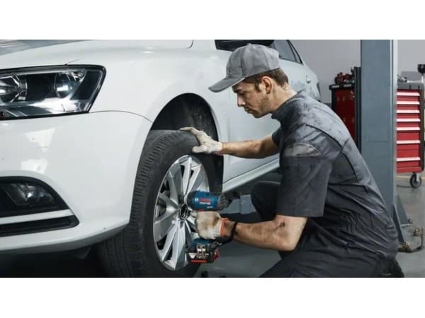 Bosch GDS 18V-400, Iskuruuvain, Pistoolikahva, 1/2", Musta, Sininen, Punainen, 2500 RPM, 400 Nm - SOLO