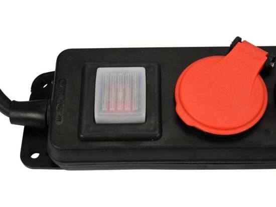 Yato YT-81241, 3 m, Inomhus / utomhus, Typ E, Type EF (CEE 7/7), IP44, Kemikalietålig, Dammresistent, Stänkskyddad