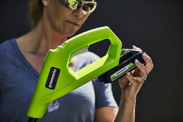 Greenworks sladdlösa grästrimmer G24LT25