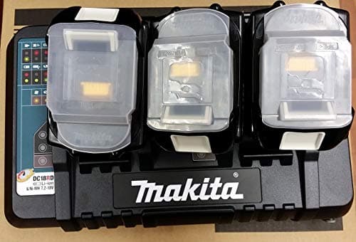 Makita DC18RD - Batteriladdare + batteri 3 x - Li-Ion - 5 Ah - 2 x batterier laddas