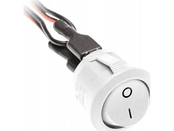 GTV vippströmbrytare vit 12V 3A med 0,1m sladdar och mini amp han- och honkontakter