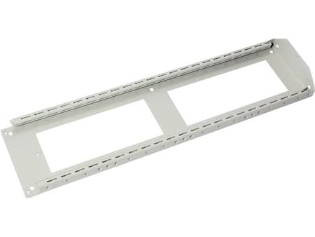 CUBIC Kaappikisko 4 moduulia, pituus = 764mm, 1 moduulin syvyys, sokkeliin