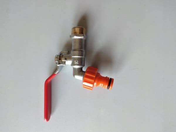 Hydroland KULEVENTIL 1/2" MED CHOKKER OG HURTIGKONTAKT FOR HAGESLANGE Z-CZ15.ZŁ // ZKC-15-R-H/ZŁ