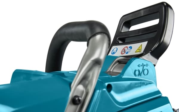 Makita XGT UC011GZ - Motorsag - trådløs - 40 V - uten batteri, ingen lader - 45 cm - 35 cm - 7.4 kg - SOLO
