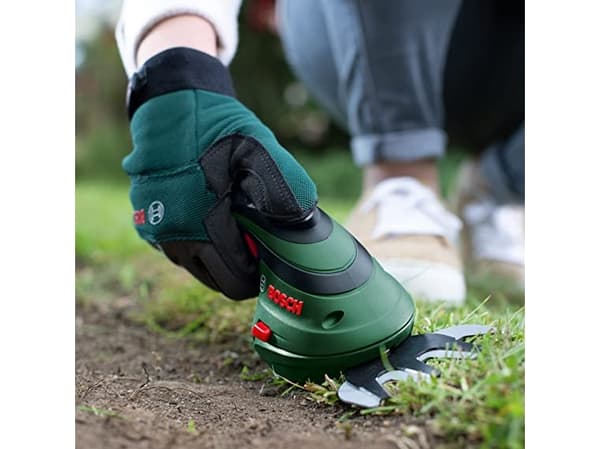 Bosch Isio, akku, 3,6 V, 1,5 At, 500 g, 336 mm, 82 mm