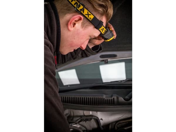 Stanley FMHT81509-0, Huvudbånd lommelygte, Sort, Gul, IP54, 1 Lampe( r), 50 lm, 200 lm