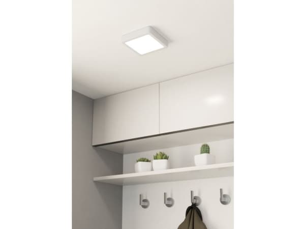 EGLO FUEVA 5, 1 lampor, LED, Glödlampan/-lamporna kan inte bytas ut, 3000 K, 1350 LM, IP44