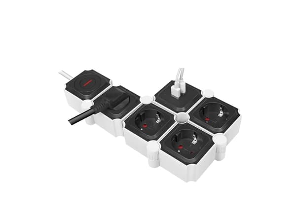 LogiLink LPS276U, 1,5 m, Sisätila, CEE, Kulmikas, IP20, Roisketiivis