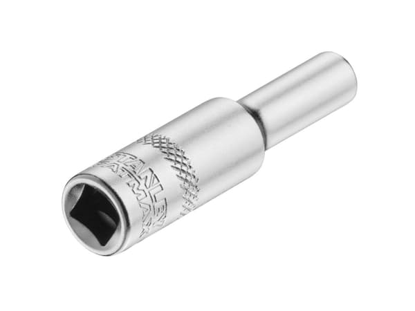 Pitkä hylsy 1/4" 6 pt. 5mm rystysellinen mattapintainen.