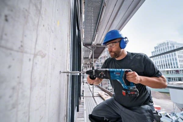 Bosch BOREHAMMER GBH 18V-28 DC SOLO - SOLO