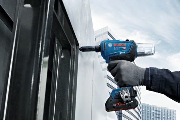 Bosch POPNITTEPISTOL GRG 18V-16 C SOLO L-BOXX - SOLO