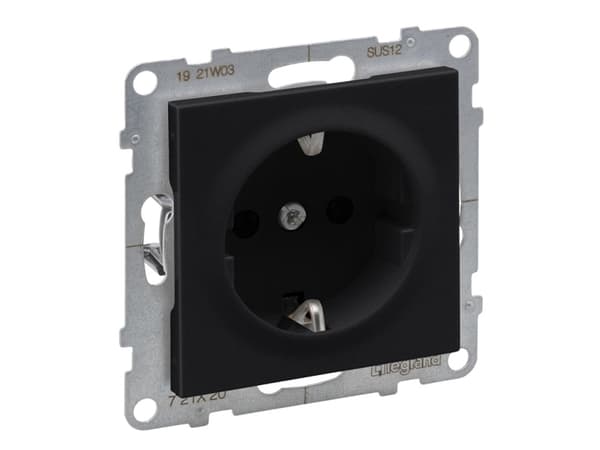 Legrand Socket Auto Terminals Shuttered Black