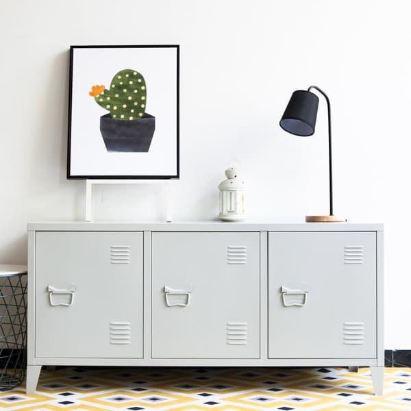 TV-bänk Kotka med 3 dörrar stål vit 58x113x40 cm [en.casa]
