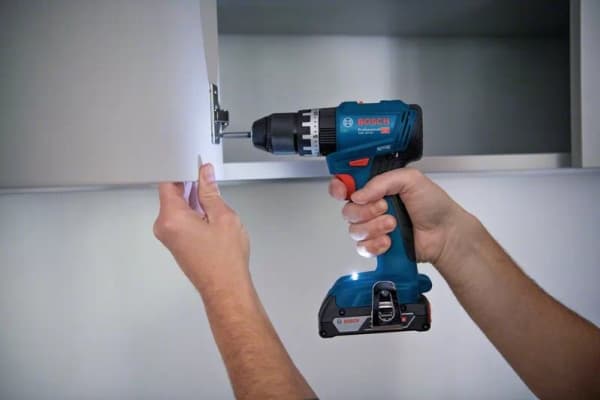Bosch GSB 18V-45 2X2AH L-KAUSI - SOLO