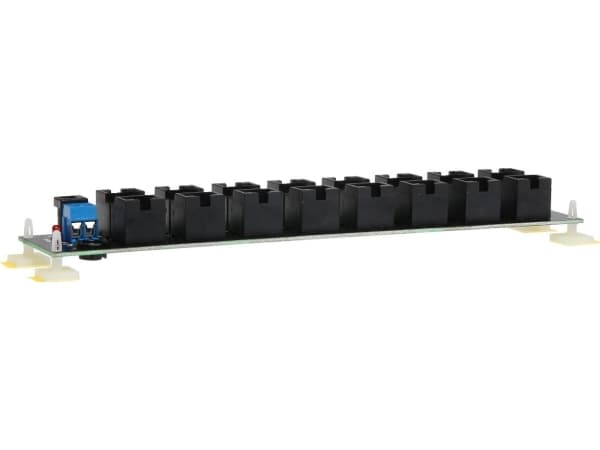 Delta Patch panel 8x RJ-45/8x RJ-45 (POE-8/R)