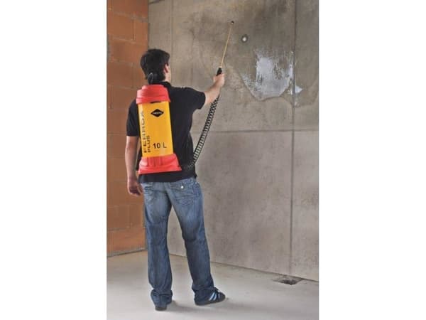 Mesto Construction oil-resistant sprayer Ferrox Plus 13 l with valve
