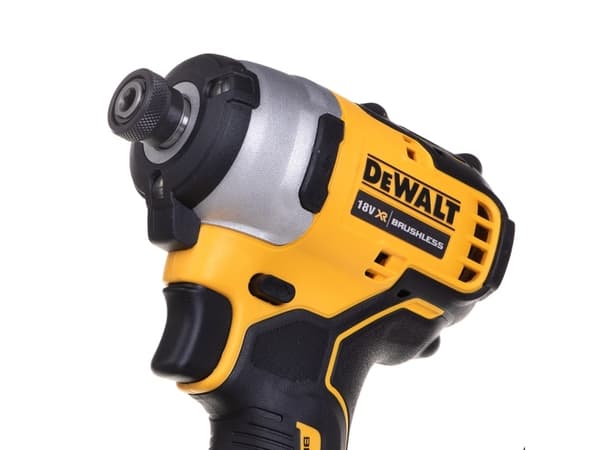 DEWALT COMBO 18V borrmaskin DCD708 + DCD809 2x5.0Ah TSTAK DCK2061P2T
