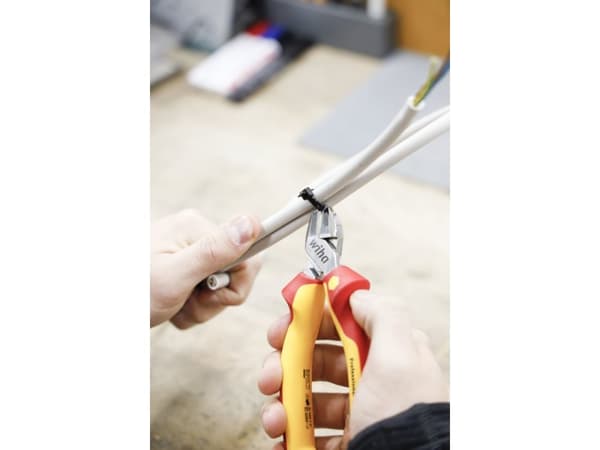 Wiha 43458, Avbitartång, 2 mm, 1,6 cm, Röd, Gul, 1000 V, 16 cm