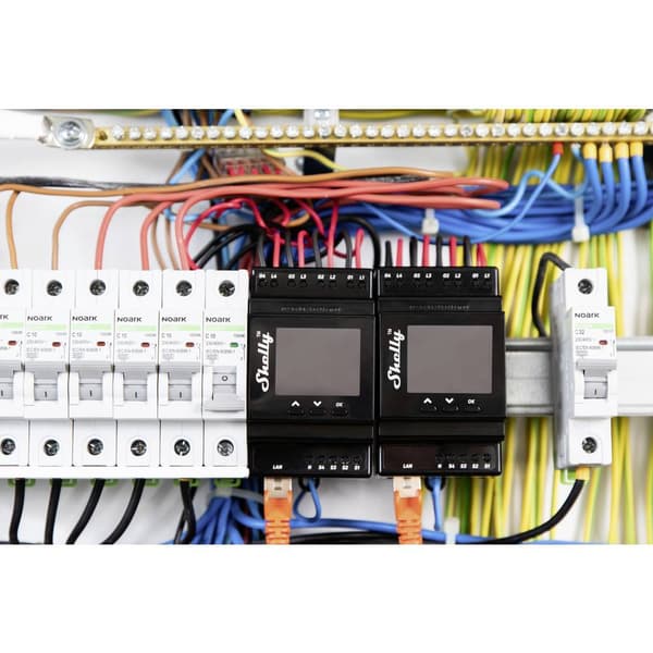 Shelly Shelly Pro 4PM Shelly Styrenhet/Main Panel Bluetooth, Wi-Fi