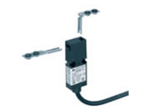 Idec HS6B-12B05 HS6B-12B05 Sikkerhedskontakt 250 V, 125 V, 30 V 2.5 A Magnetkraftlåsning IP67 1 stk