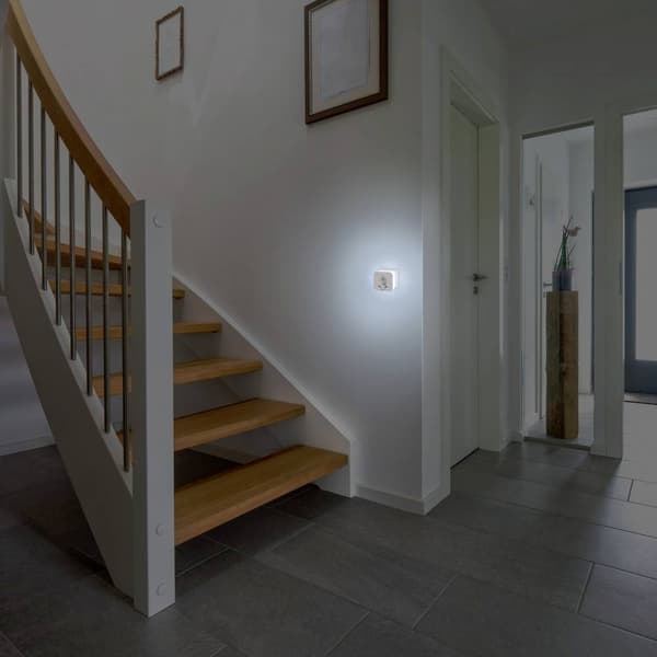 Hama 00223498 LED-nattlampa med rörelsedetektor LED Dagsljusvitt Vit