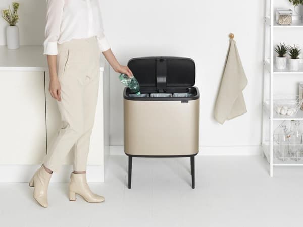 Brabantia Bo Touch Beholder Affaldsspand 33 Liter (3x11 Liter) Creme
