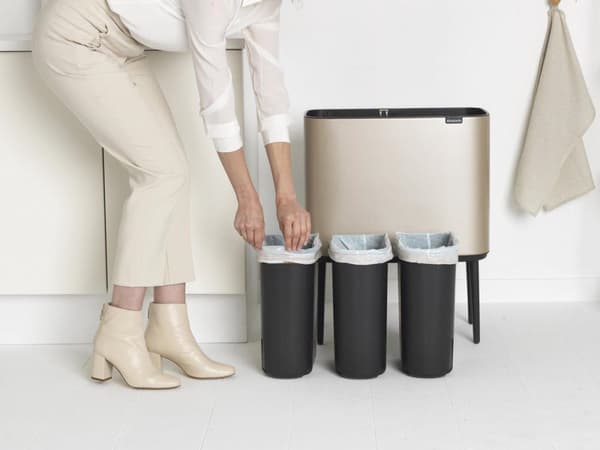Brabantia Bo Touch Beholder Affaldsspand 33 Liter (3x11 Liter) Creme