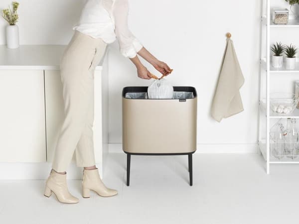 Brabantia Bo Touch Beholder Affaldsspand 33 Liter (3x11 Liter) Creme