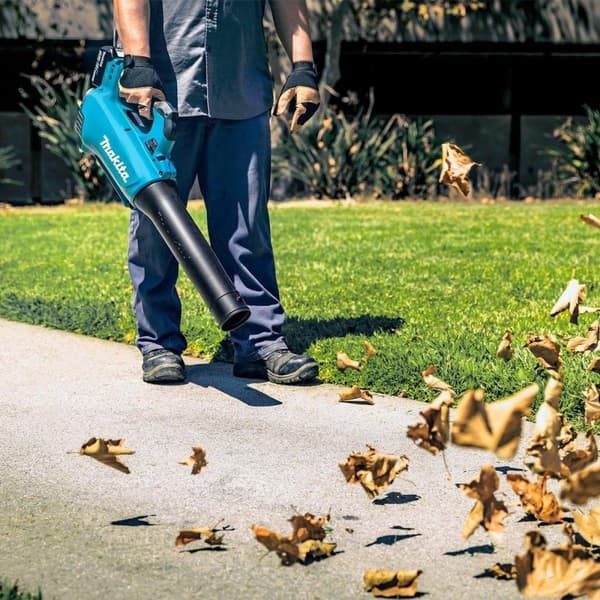 Makita DUB184Z sladdlös lövblåsare - utan batterier och laddare