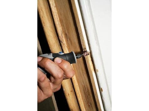 DREMEL MULTI 3000 MULTIFUNKTIONAALINEN Hiekoitin + 5 tarviketta