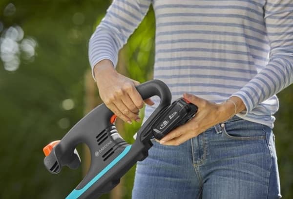 Gardena batterihäcksax EasyCut 40/18V P4A solo - SOLO