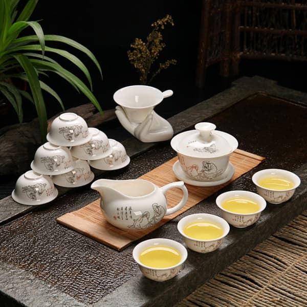 Ceramics Kung Fu Teaware Teapot Teacup Set(Gold Teaism Old Man)