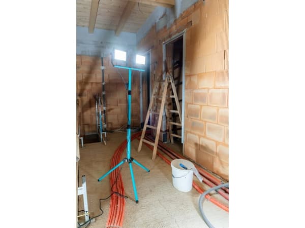 EGLO TYÖVALAISIN JALUSTA 2X50W 2X4500LM IP65 TURKOOSI