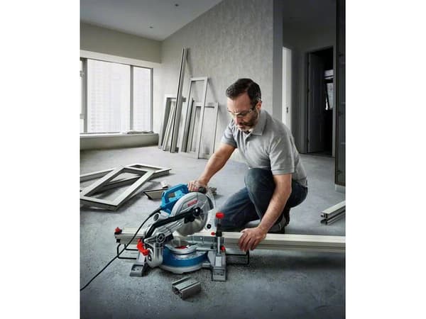 Bosch GCM 216, Enkel skråkant, 4800 RPM, 47°, 47°, 45°, 60 x 123 mm