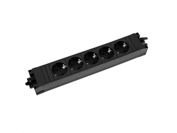 Bachmann STEP BASE - Effektband - AC 250 V - 3680 Watt - ingång: GST18i3 - utgångskontakter: 5 - 1U - svart