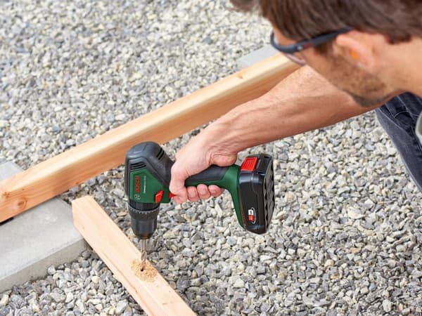 Bosch UniversalImpact 18V-60 - Borehammer/skruemaskine - akku - 2 hastigheder - borepatronnøgle 13 mm - 60 N m - 2 batterier - 18 V