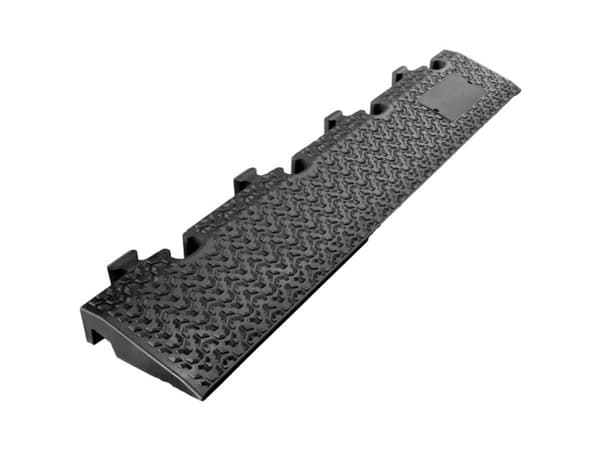 DEFENDER by Adam Hall #####Ramp-Module 869302 Polyuretaani Musta 1000 mm Sisältö: 1 kpl