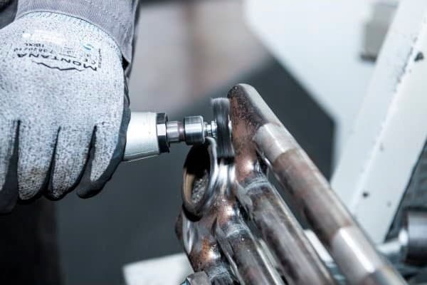 Klingspor K.DISC BØRSTE 50mm SKAFT BRS600W BØLGETråd