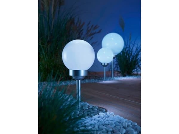 Saska Garden Solar Garden Lamp Milky Globe dia. 20cm 4LED