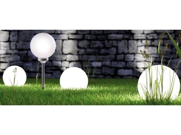 Saska Garden Solar Garden Lamp Milky Globe dia. 20cm 4LED