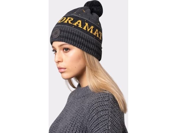 Nadwyraz.com Winter cap Dramat