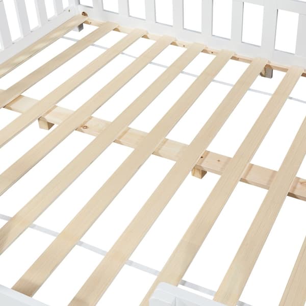 Hussäng Treviolo med sängskydd 200x140cm furu vit max. belastning 200 kg [en.casa]