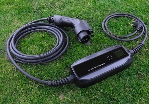 Extralink BS-PCD030 Bærbar lader for elbiler 6A 3,6 kW - 5,5 meter
