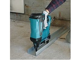 Makita GN420CSE, 2.6 - 3.1 mm, Pnaumatisk, Lithium-Ion (Li-Ion), 7,2 V, 108 mm, 315 mm