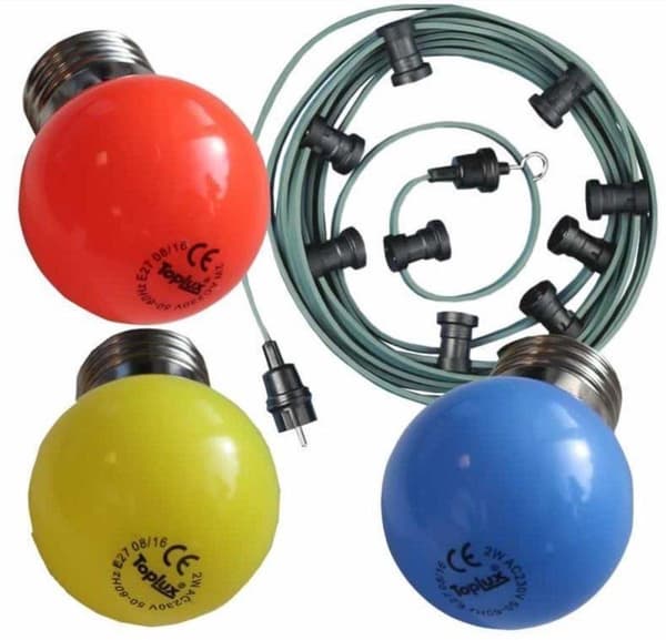Pigtråd LED RGB 10 meter 10 armaturer E27 inklusive LED lamper