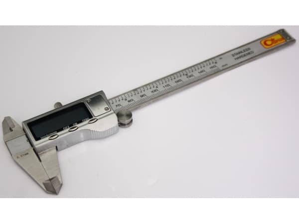 Corona Steel Elektronisk Caliper 150mm - C3431