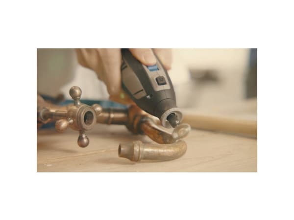 Dremel MULTIVÆRKTØJ 8240-3/45 12V 2,0AH