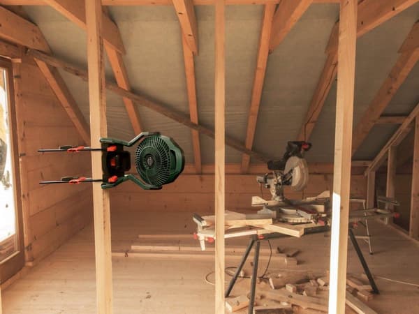Bosch Home and Garden UniversalFan 18V-1000 trådløs blæser (06039E1001)